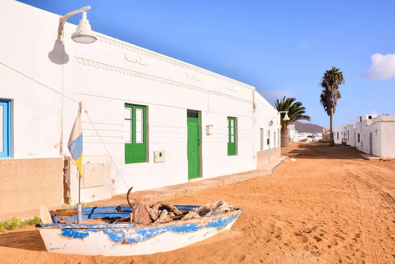 Viaje a la Graciosa + Excursión en Velero