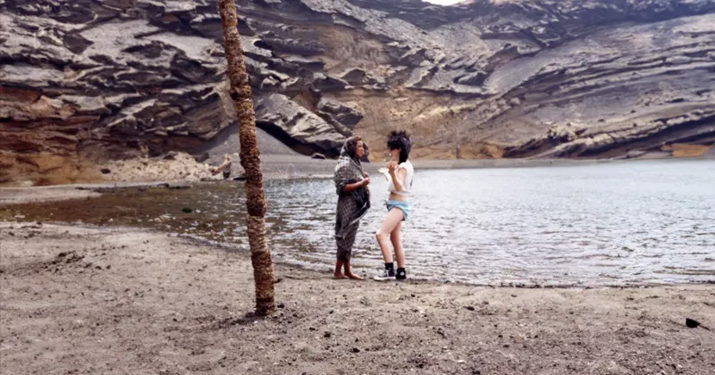 La Laguna Verde o charco de los Clicos en Lanzarote