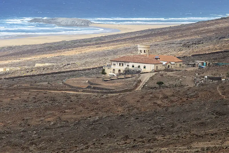 Descubriendo la joya aislada de Fuerteventura: La Playa de Cofete