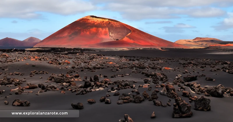 ¡Descubre Lanzarote: Explora, Conecta y Comparte en ExploraLanzarote.com!