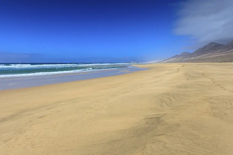 Descubriendo la joya aislada de Fuerteventura: La Playa de Cofete