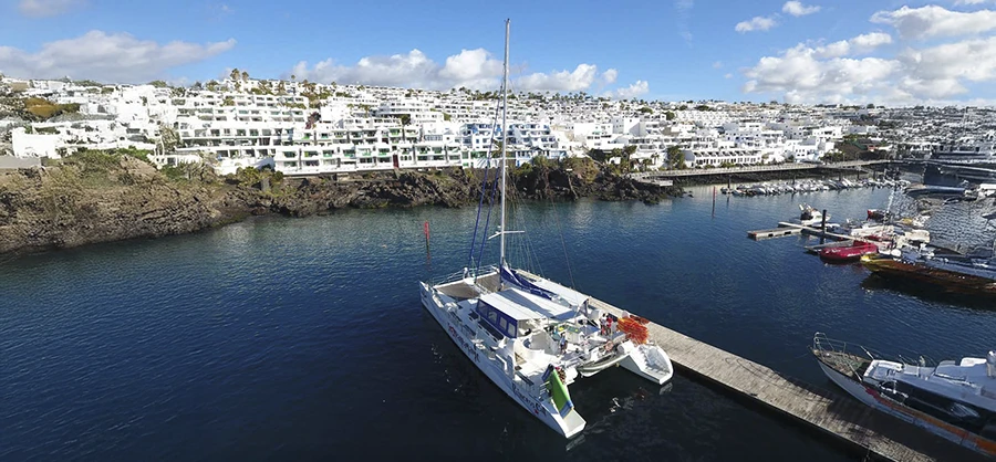 Atardecer en catamarán desde Puerto del Carmen