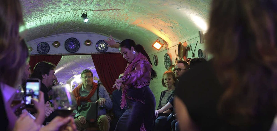 Granada Noches de Duende: Espectáculo en Cueva Flamenca La Comino