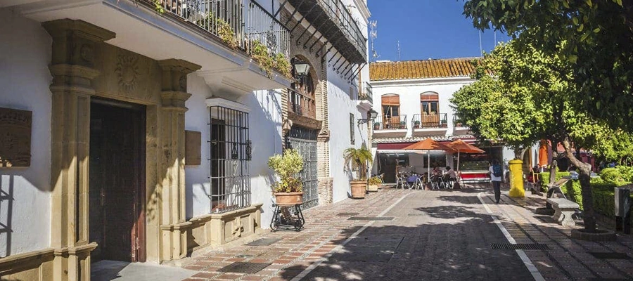 Tour Privado por Marbella: Lujo y Exclusividad a tu Medida