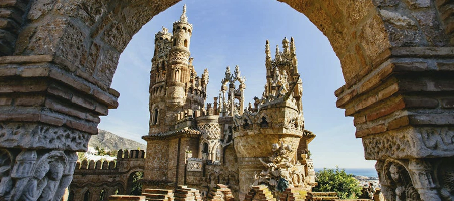 Castillo de Colomares: La Epopeya de Colón en Piedra